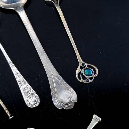 249 - A quantity of silver replica spoons, including Trefid spoon, anointing etc, 9.4oz total