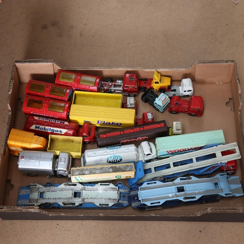 102 - CORGI - a group of diecast and plastic toy model lorries and trailers (boxful)