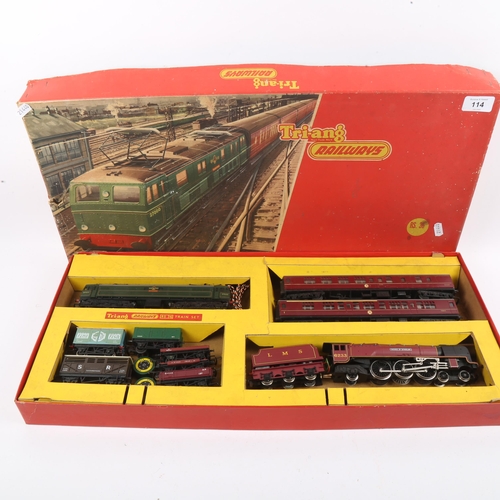 114 - TRI-ANG - a Vintage RS36 model railway set, boxed