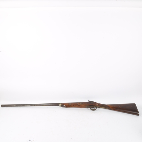 171 - A 19th century percussion sporting gun, with mahogany stock, overall length 119cm