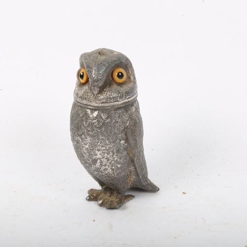 327 - A Victorian novelty electroplate figural owl pepperette, height 7.5cm