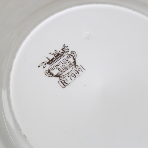 366 - A Victorian transfer decorated Honfleur Bisto pattern dinner service, by Powell, Bishop & Stonier, i... 