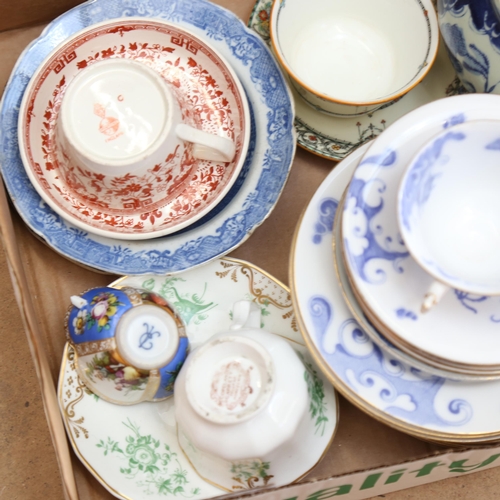 394 - Various ceramics, including Royal Worcester dragon saucers and side plates, Worcester Chantilly tea ... 