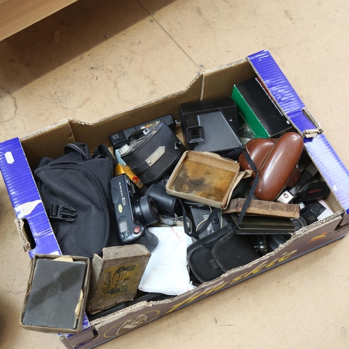 421 - Various cameras and accessories, including Polaroid Supercolour 635, Agfa Clack etc (boxful)