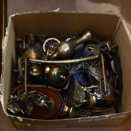 436 - A large quantity of various brass, including vases, horse brasses, sculpture etc (boxful)