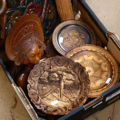 672 - Various carved wood ornaments and panels