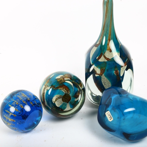 729 - Mdina glass paperweights, and 2 vases, tallest 19.5cm