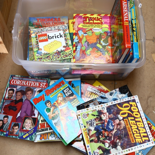 786 - A box of various children's annuals