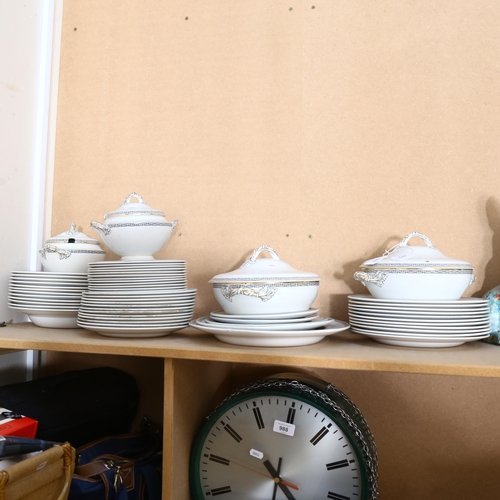 848 - Extensive Spode Vintage dinner service, with Greek Key pattern borders, including sauce tureens and ... 