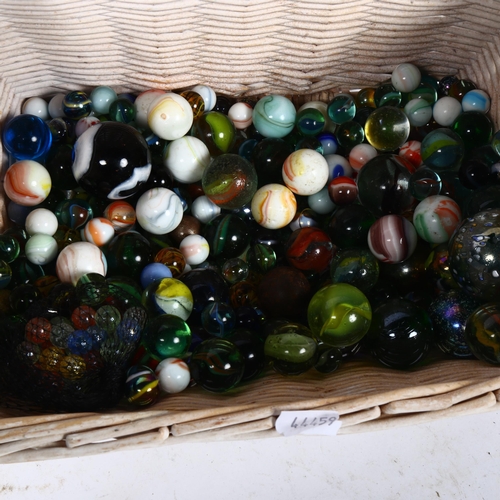 496 - A quantity of glass marbles (boxful)