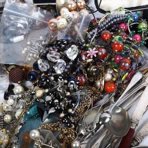 1074 - WITHDRAWN:A quantity of costume jewellery, silver plated cutlery etc