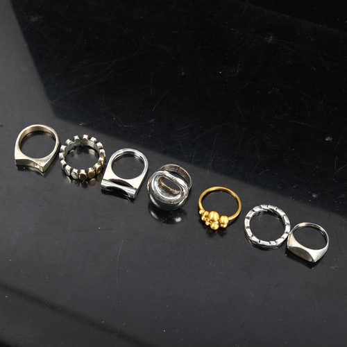 1133 - 7 silver rings