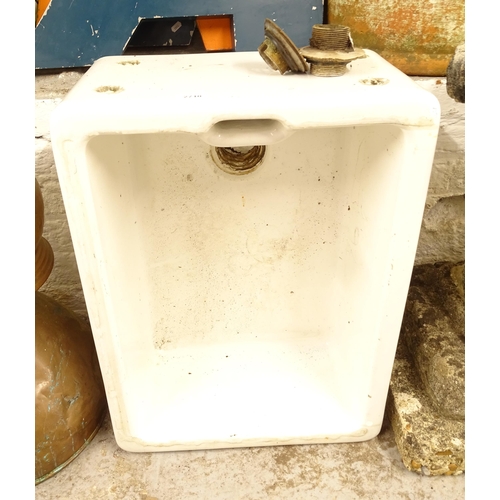 2710 - An enamel Belfast butler sink, L62cm