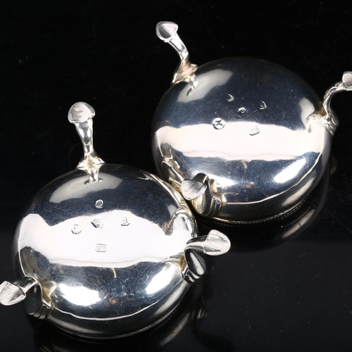 1228 - A pair of George III silver table salt cellars, by Samuel Godbehere and Edward Wigan, hallmarks Lond... 