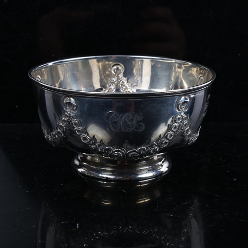 1252 - A Victorian silver sugar bowl, relief embossed floral swag decoration, hallmarks London 1896, diamet... 