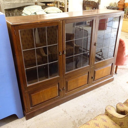 2682 - A mahogany leadlight glazed 3-door bookcase, L151cm, H113cm, D38cm