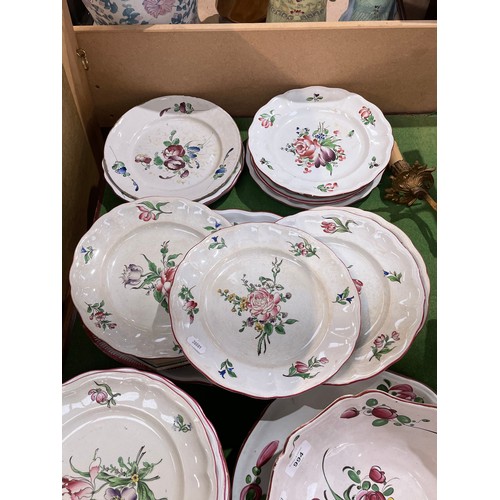 994 - French faience painted pottery plates, including Luneville