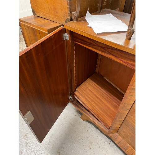 2523 - An Art Deco walnut serpentine-front 4-door sideboard, L200cm, H102cm, D49cm