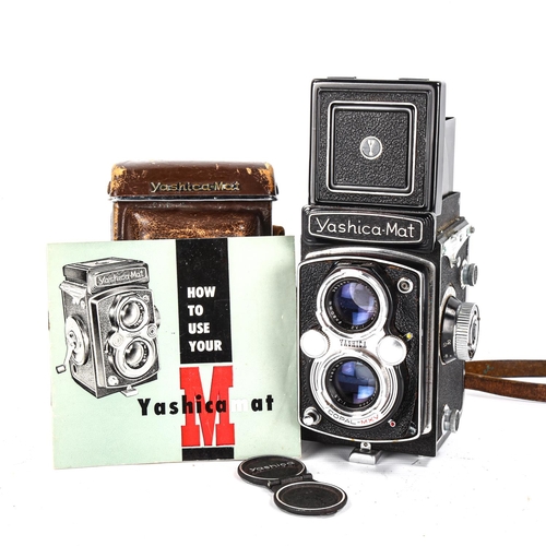 1019 - YASHICA-MAT - a Vintage 80mm TLR camera, with 80mm View-Yashinon 1:3.2 and 80mm Yashinon 1:3.5 lense... 