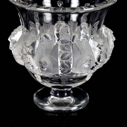 1037 - LALIQUE - A French glass Dampierre pattern vase, clear and frosted bird decoration, signed Lalique F... 