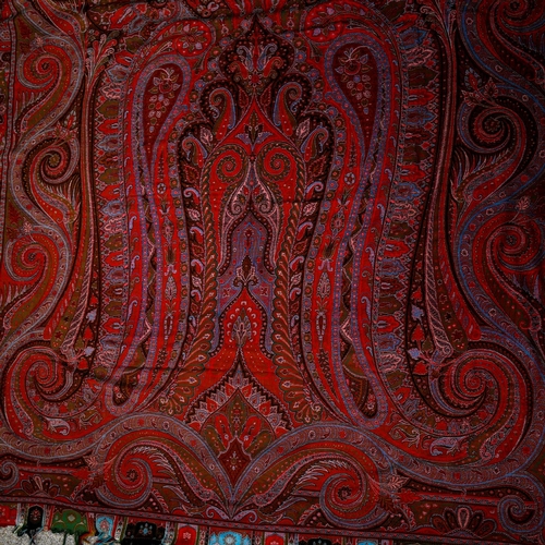 1041 - A large 19th century English paisley shawl circa 1865, approx 345cm x 163cm (11'4