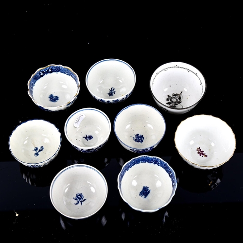 1094 - A group of 18th century porcelain tea bowls (9)