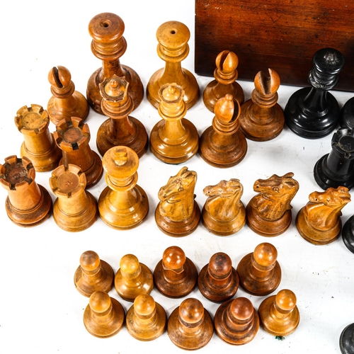 1110 - A quantity of Staunton pattern boxwood and ebony chessmen from various sets, including Jaques, in ma... 