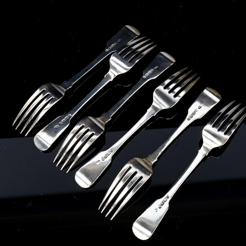 224 - A set of 6 George III silver Fiddle pattern dinner forks, probably by William Welch II, hallmarks Ex... 