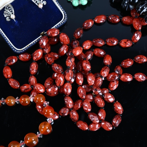 465 - Various jewellery, including banded agate bead necklace ring and brooch set etc