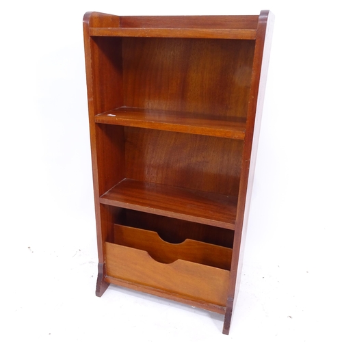 2110 - A mid-century teak bookshelf/Canterbury, W45cm, H86cm, D20cm