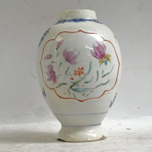 100 - A Chinese export porcelain baluster vase, and a small blue and white lotus bowl, diameter 11.5cm (2)