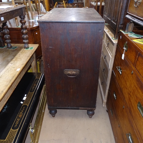 2018 - An early 20th century mahogany chest of 2 short and 3 long drawers, W102cm, H113cm, D56cm