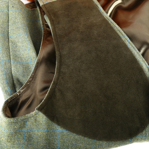 269 - A large House of Bruar tweed jacket, and a tan leather handbag (2)