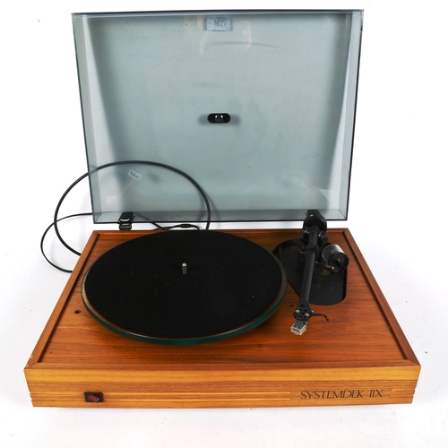 305 - Systemdek IIX turntable