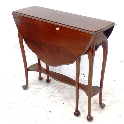 2276 - A reproduction mahogany gateleg table, L77cm, H75cm, D26cm, extending to 92cm