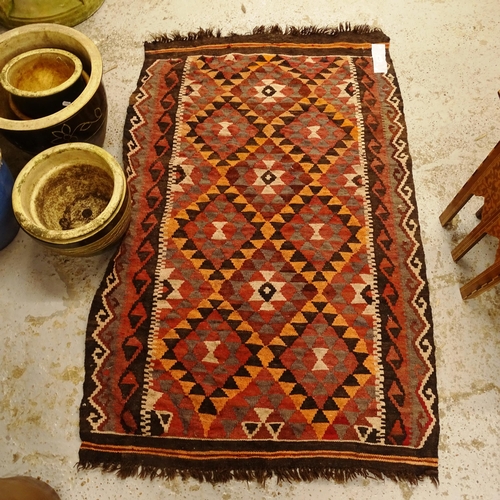 2755 - An abstract design Kilim rug, 153cm x 97cm