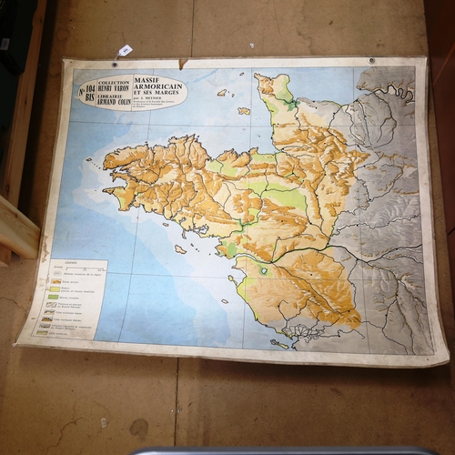 808 - A large scale French school room map, Collection Henri Varon, 100cm x 120cm