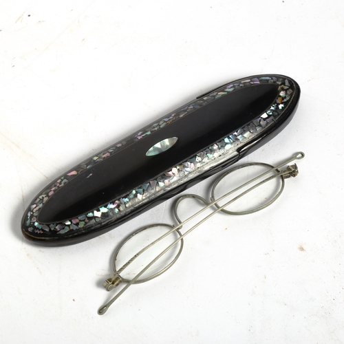 816 - An abalone inlaid black lacquered papier mache spectacles case, length 15cm