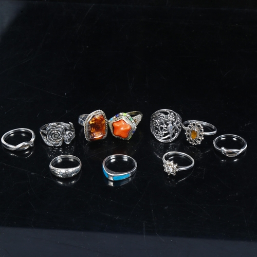 1061 - 10 various plain and stone set silver dress rings