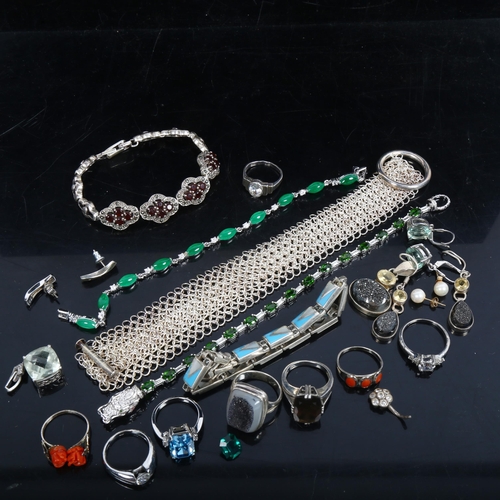 1085 - Various silver and other costume jewellery, to include rings, a stone set and marcasite panel bracel... 