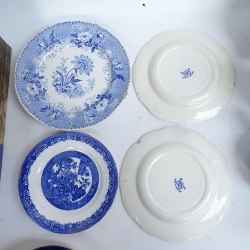 332 - A large quantity of blue and white china and ceramics (boxful)