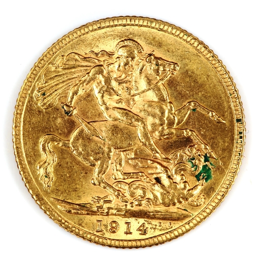 103 - A George V 1914 gold full sovereign coin, 7.9g