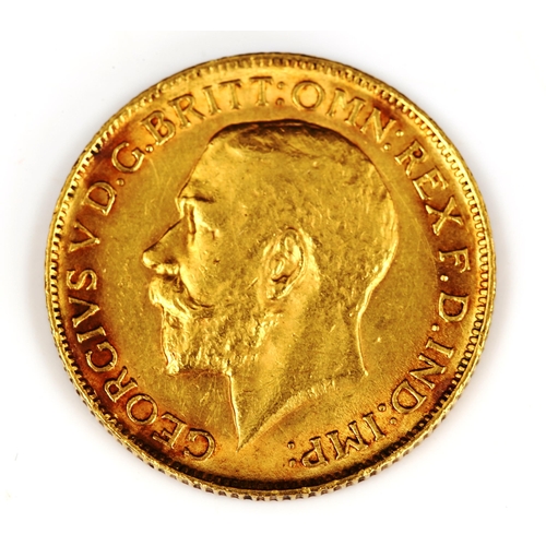 85 - A George V 1911 gold full sovereign coin, 7.9g