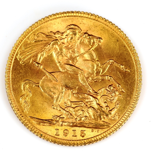 94 - A George V 1915 gold full sovereign coin, 7.9g