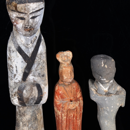 1033 - 3 Chinese Han Dynasty painted terracotta standing figures, largest height 35cm