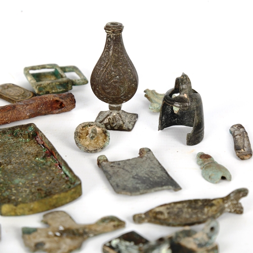 1096 - ANTIQUITIES - miniature bronze items, Chinese money etc