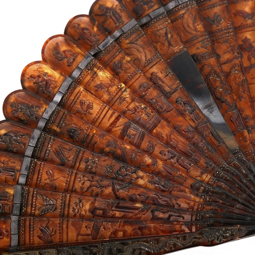 1139 - 2 early 19th century Chinese tortoiseshell brise fans, length 22cm and 18.5cm (2) (A/F)