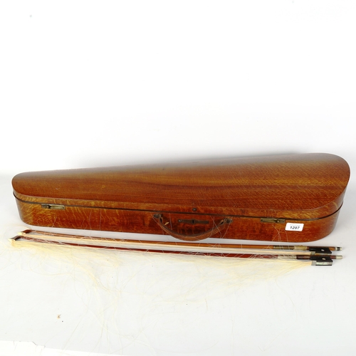 1207 - A good quality oak violin case, by W E Hill & Sons of London, containing 2 violin bows, 1 stamped V ... 