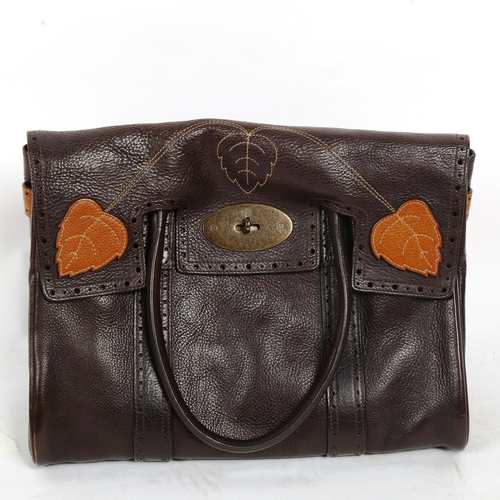 1384 - MULBERRY - a Bayswater ivy handbag, dark brown leather with tan leather mounts, length approx 35cm, ... 