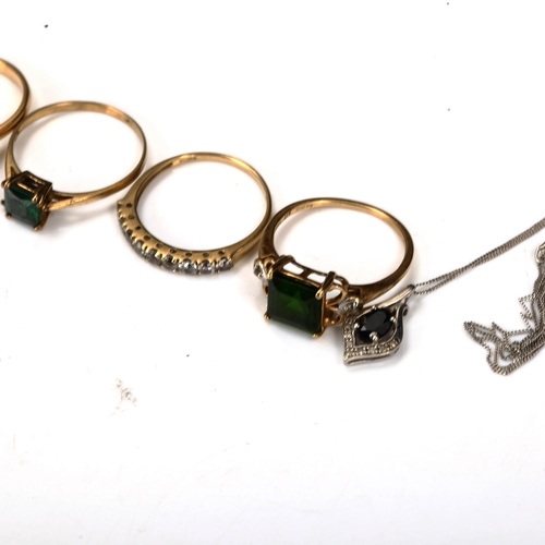 722 - Various 9ct gold jewellery, comprising 4 rings, a pair of earrings, and pendant necklace, 11.2g tota... 